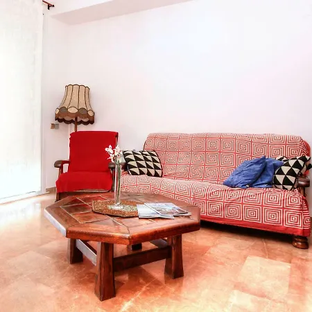 Feriehus Holiday Rosignol Lloret de Mar
